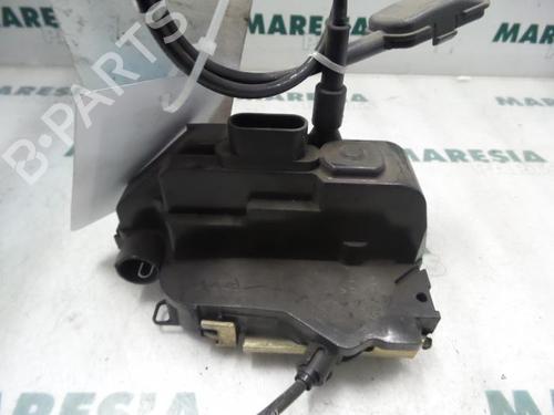 electronic-module-renault-megane-ii-bm01_-cm01_-2001-2002-2003-2004-2005-2006-2007-2008-2009-2010-2011-2012-31478188 main image