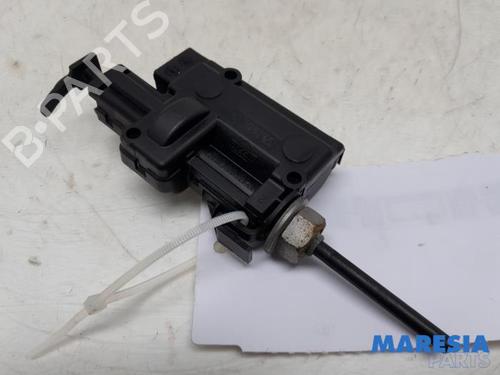 fuel-door-actuator-renault-grand-scenic-ii-jm01_-2004-2005-2006-2007-2008-2009-31424961 main image
