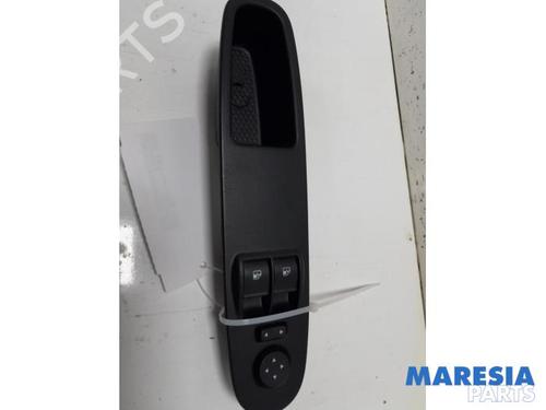 switch-fiat-punto-199_-2012-31435651 main image