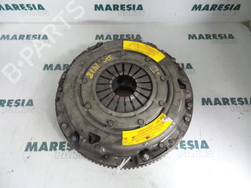 Used Flywheel FIAT CROMA (194_) 1.9 D Multijet (194AXC1B, 194AXC12) (150 hp) 31520369