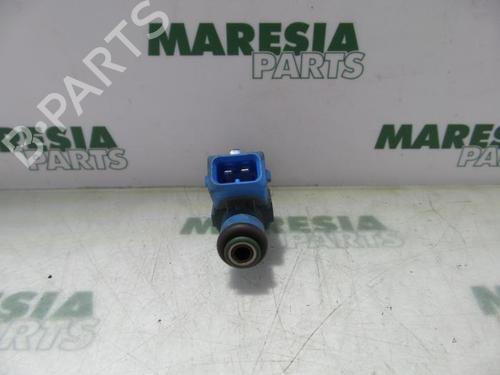injector-fiat-bravo-i-182_-1995-1996-1997-1998-1999-2000-2001-31404796 main image