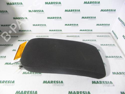 Used Armrest / Center console RENAULT MEGANE II Coupé-Cabriolet (EM0/1_) 1.9 dCi (115 hp) 31425187