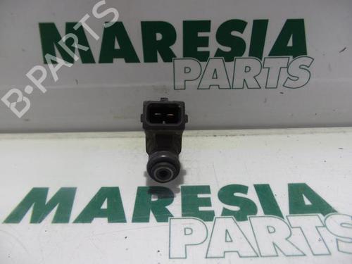 injector-renault-laguna-ii-bg01_-2001-2002-2003-2004-2005-2006-2007-31395081 main image