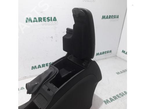 Armrest / Center console ALFA ROMEO 159 (939_) 2.2 JTS (939AXB1B, 939AXB11) | BP31455591I20 - Image 2
