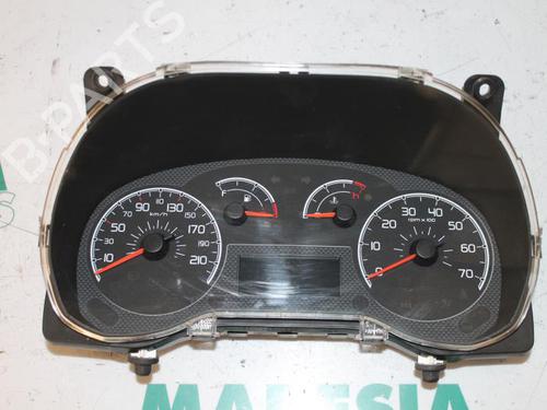 Used Instrument cluster CITROËN NEMO Box Body/MPV (AA_) 1.3 HDi 75 (75 hp) 31468953