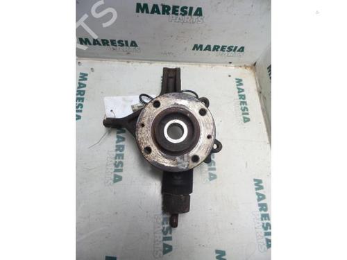 Used Right front steering knuckle CITROËN C4 Coupe (LA_) 1.6 16V (109 hp) 31531697