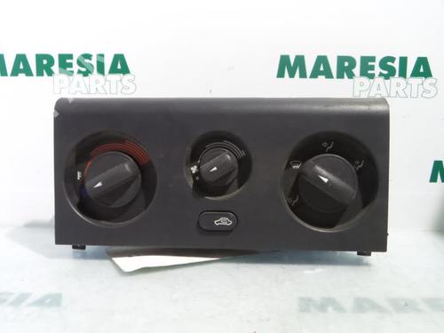 Used Climate control LANCIA DELTA II (836_) 1.6 i.e. 16V (836AO) (103 hp) 31417327