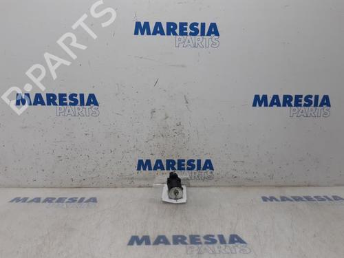 Used Ignition barrel PEUGEOT 208 I (CA_, CC_) 1.2 VTI 82 (82 hp) 31400103