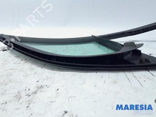 Front right quarter glass CITROËN C3 II (SC_) 1.6 HDi | BP31425905C112
