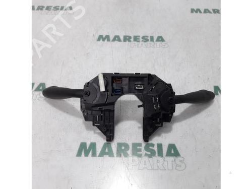 Switch CITROËN C4 Grand Picasso I (UA_) 1.8 i 16V | BP31527761I30