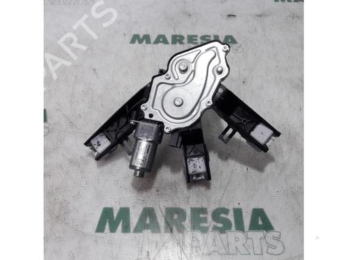 Used Rear wiper motor PEUGEOT 308 SW II (LC_, LJ_, LR_, LX_, L4_) 1.6 BlueHDi 120 (120 hp) 31394893