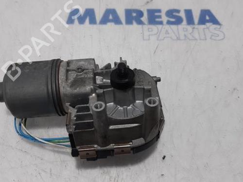 Used Front wiper motor PEUGEOT 5008 (0U_, 0E_) 1.6 16V (120 hp) 31415104