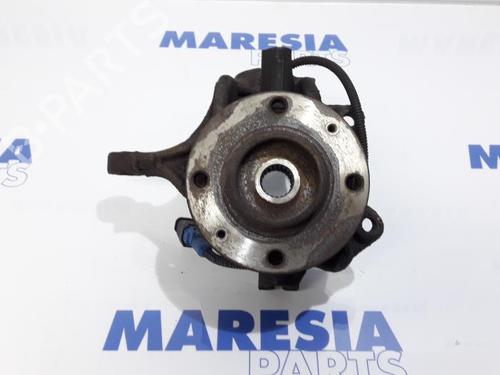 Used Right front steering knuckle CITROËN C3 II (SC_) 1.6 VTi 120 (120 hp) 31536304