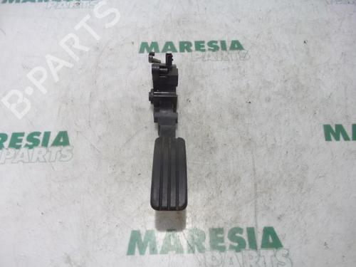 Used Electronic module RENAULT MEGANE III Coupe (DZ0/1_) 1.6 16V (DZ0U, DZ1B, DZ1H) (110 hp) 31486789