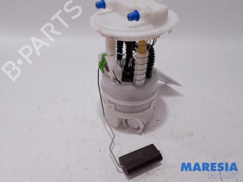 Used Fuel pump RENAULT CAPTUR I (J5_, H5_) 0.9 TCe 90 (90 hp) 31440043