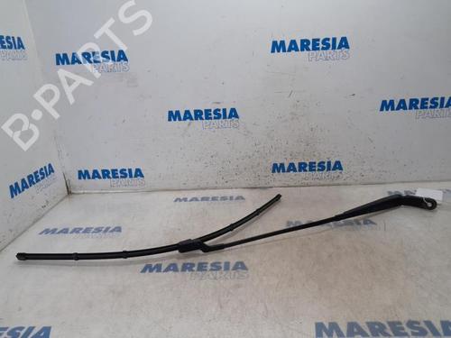 front-windshield-wiper-arm-peugeot-5008-0u_-0e_-2009-2010-2011-2012-2013-2014-2015-2016-2017-31525247 main image