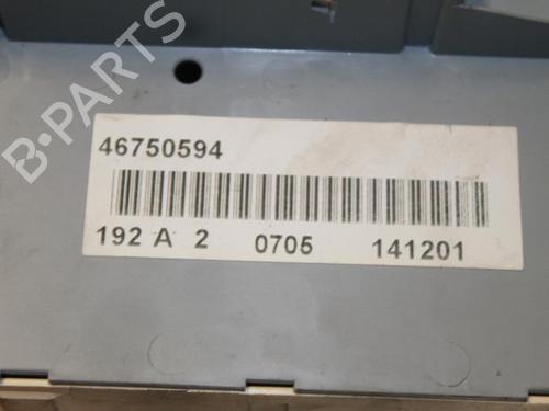 Fuse box FIAT STILO (192_) 1.6 16V (192_XB1A) | BP31400937E1