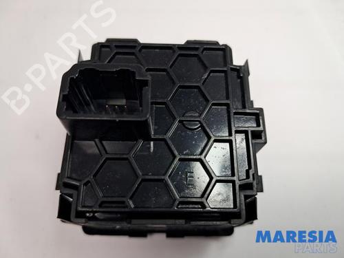 Interruttore RENAULT ZOE Hatchback Van (BFM_) Electric (BFME) | BP38758730I30 - Image 3