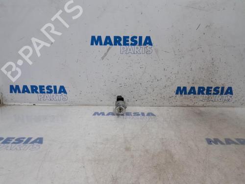 Used Ignition barrel CITROËN C3 II (SC_) 1.6 HDi (92 hp) 31492324