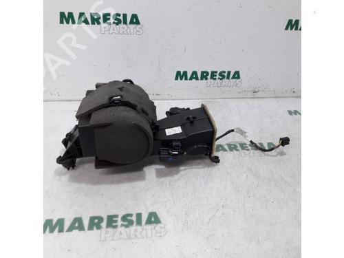 Used Heater blower motor CITROËN C6 (TD_) 2.7 HDi (204 hp) 31473210