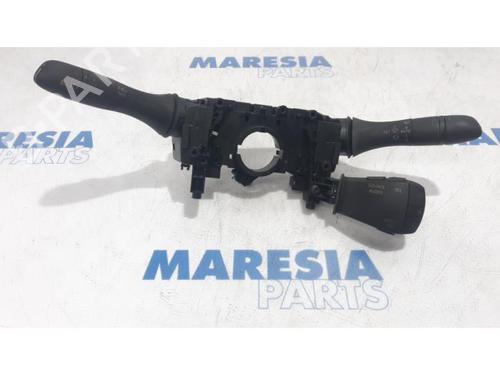 Used Switch RENAULT MEGANE IV Grandtour (K9A/M/N_) 1.2 TCe 130 (K9MR) (130 hp) 31513560