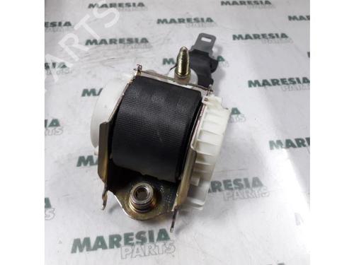Used Rear center seatbelt RENAULT MODUS / GRAND MODUS (F/JP0_) 1.6 (JP03, JP0B, JP0U, JP0Y, JP1G) (112 hp) 31404790