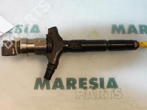 Used Injector RENAULT ESPACE IV (JK0/1_) 3.0 dCi (JK0J, JK0V) (177 hp) 31514361