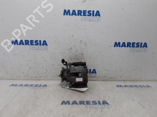 Used Right rear brake caliper Right rear brake caliper PEUGEOT 5008 (0U_, 0E_) 1.6 16V (156 hp) 31424887 31424887