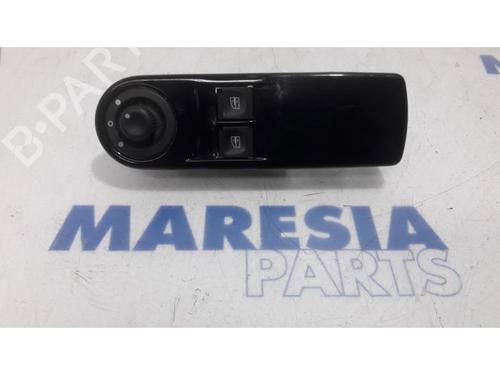 switch-renault-clio-iv-bh_-2012-2013-2014-2015-2016-2017-2018-2019-2020-2021-31427228 main image