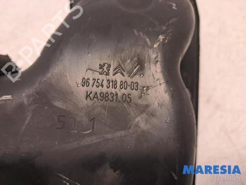 Front right seatbelt PEUGEOT 208 I (CA_, CC_) 1.2 VTI 82 | BP31499284I25 