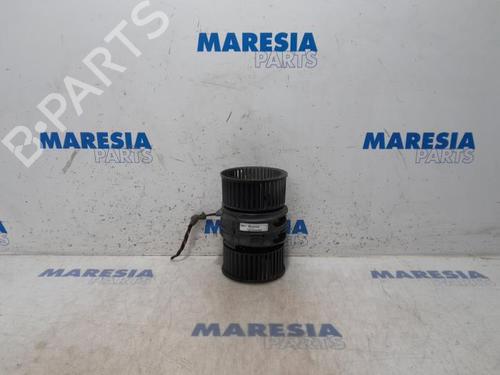 Used Heater blower motor RENAULT MEGANE III Grandtour (KZ0/1) 1.2 TCe (KZ2B, KZ11) (116 hp) 31517400