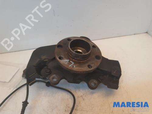 Used Left front steering knuckle FIAT PUNTO (199_) 0.9 (101 hp) 31399832