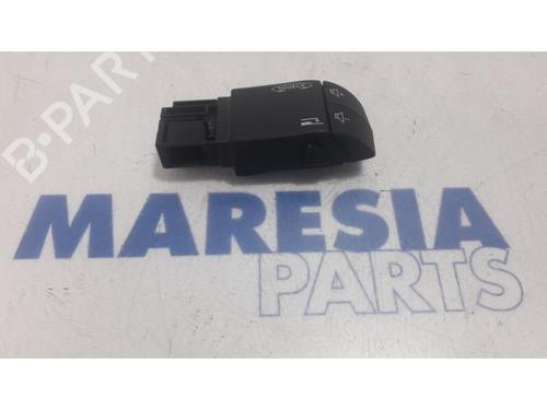 Used Switch RENAULT MASTER II Van (FD) 2.5 dCi 120 (FD0M, FD0U, FD0W, FD2M, FD2W, FD3M, FD3U,... (115 hp) 31422312
