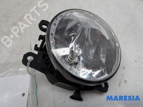right-front-fog-light-renault-clio-iv-grandtour-kh_-2012-2013-2014-2015-2016-2017-2018-2019-2020-2021-31436569 main image