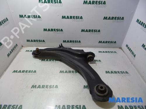 left-front-suspension-arm-renault-scenic-ii-jm01_-2003-2004-2005-2006-2007-2008-2009-2010-31529510 main image