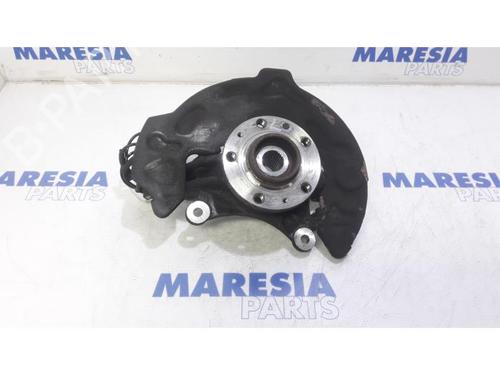 Used Left front steering knuckle PEUGEOT 508 I (8D_) 1.6 HDi (115 hp) 31508598