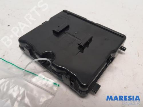 Used Electronic module RENAULT TRAFIC III Van (FG_) 1.6 dCi 145 (FGMG) (145 hp) 31494288