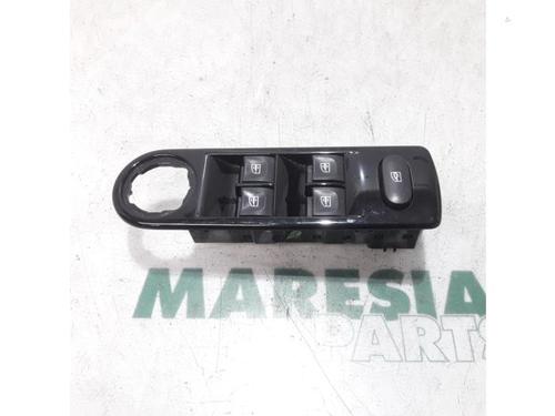 Used Switch RENAULT CLIO IV (BH_) 1.5 dCi 90 (90 hp) 31459536