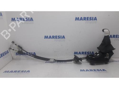 Used Gear lever PEUGEOT 208 I (CA_, CC_) 1.2 VTi 68 / PureTech 68 (68 hp) 31489455
