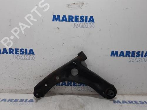 Venstre fortil bærearm CITROËN C1 (PM_, PN_) 1.0 (68 hp) 31533520