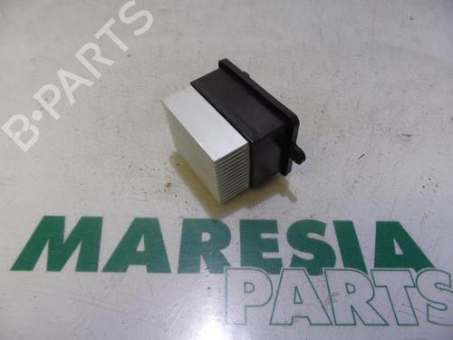 electronic-sensor-renault-captur-i-j5_-h5_-2013-31472036 main image