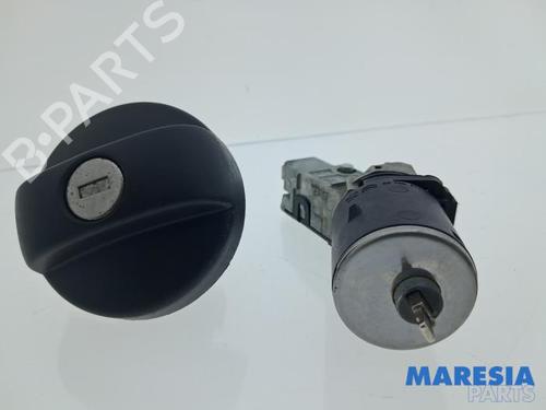 Ratlås/Tændingslås PEUGEOT 208 I (CA_, CC_) 1.6 HDi (92 hp) 32197377