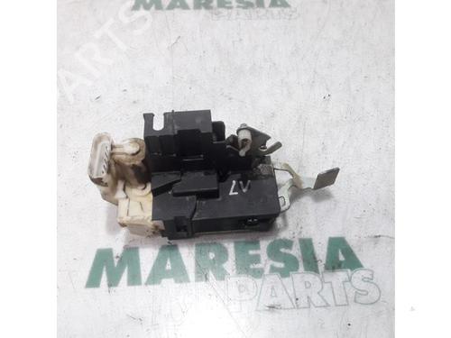 Módulo eletrónico PEUGEOT BOXER Van (244) 2.8 HDi (128 hp) 31426496