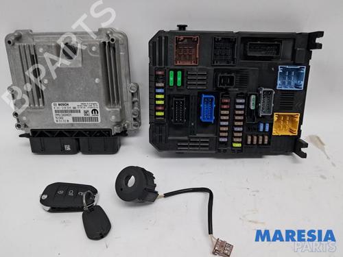 Used Engine control unit (ECU) Engine control unit (ECU) PEUGEOT 208 II (UB_, UP_, UW_, UJ_) 1.2 PureTech 100 (101 hp) 40093237 40093237