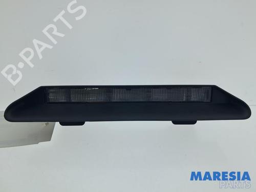 bremselys-renault-twingo-iii-bcm_-bca_-2014-36158792 main image