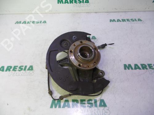 Used Right front steering knuckle PEUGEOT 308 SW II (LC_, LJ_, LR_, LX_, L4_) 1.6 HDi / BlueHDi 115 (LCBHXM, LCBHXT) (115 hp) 31497874