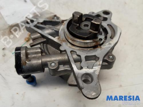Used Vacuum pump FIAT 500 (312_) 0.9 (312AXP1A) (60 hp) 31527587