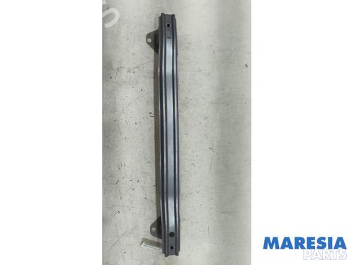 Used Rear bumper reinforcement Rear bumper reinforcement PEUGEOT 208 II (UB_, UP_, UW_, UJ_) 1.2 PureTech 100 (101 hp) 39961220 39961220