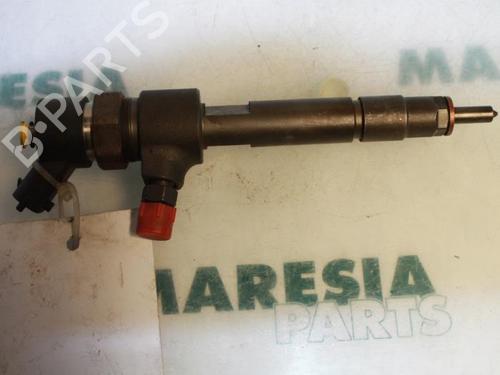 Used Injector FIAT STRADA Pickup (178_, 278_) 1.9 JTD (80 hp) 31448118