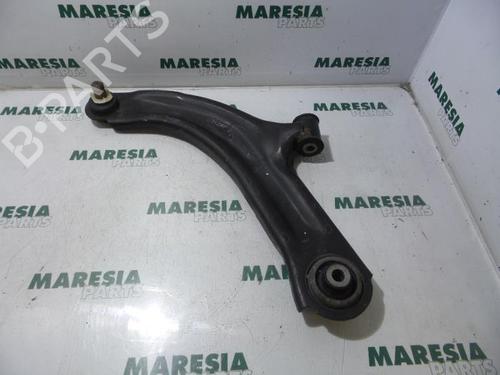 left-front-suspension-arm-renault-clio-iii-br01-cr01-2005-2006-2007-2008-2009-2010-2011-2012-2013-2014-31429021 main image